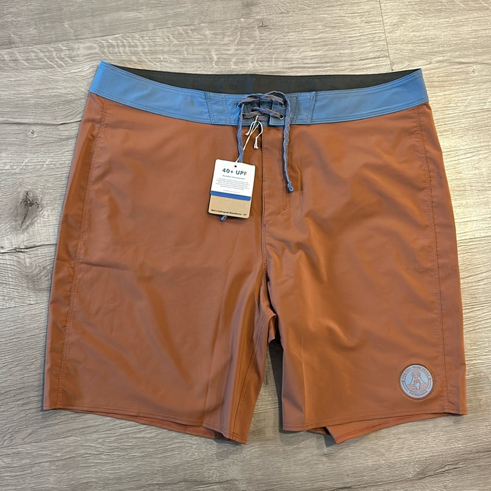 PATAGONIA | Men's Hydropeak Boardshorts - 18"
